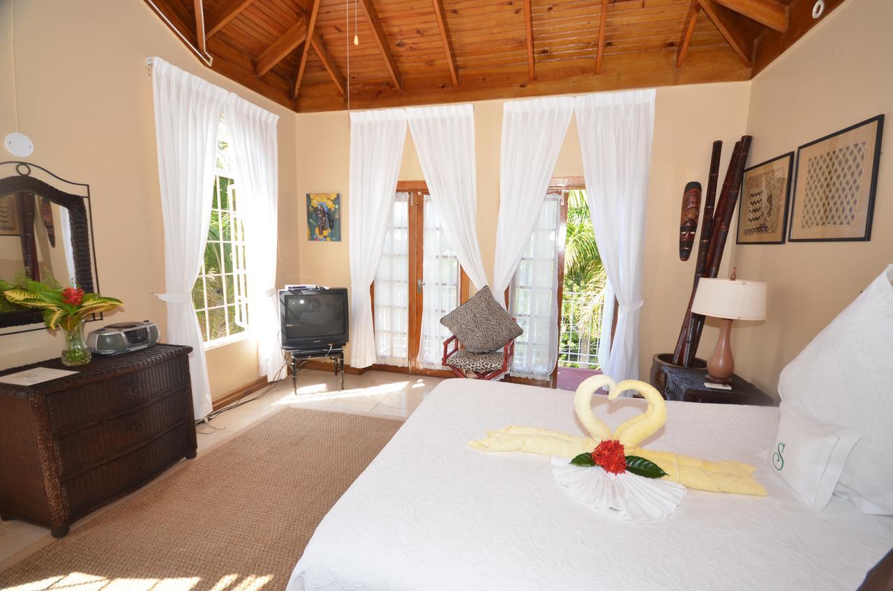 Summerhill Four Bedroom Villa Montego Bay Dış mekan fotoğraf
